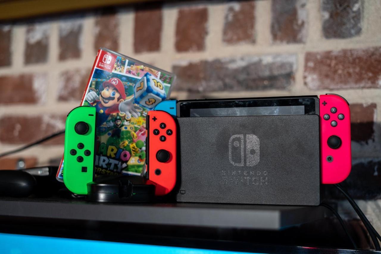 Capsule Art Deco - Jacuzzi - Netflix - Home Cinema - Arcade De Jeux & Nintendo Switch - 2 Chambres - Filet Suspendu Valenciennes Exteriör bild