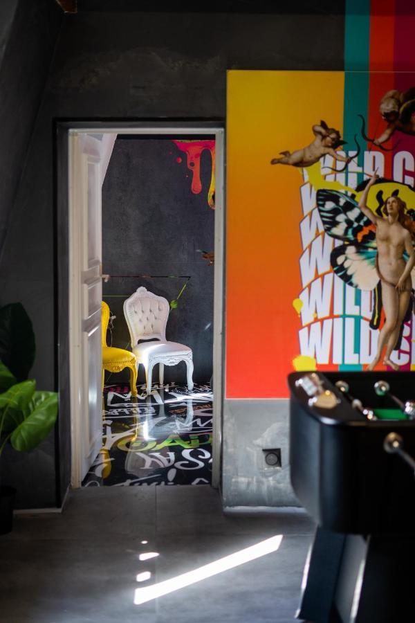 Capsule Art Deco - Jacuzzi - Netflix - Home Cinema - Arcade De Jeux & Nintendo Switch - 2 Chambres - Filet Suspendu Valenciennes Exteriör bild